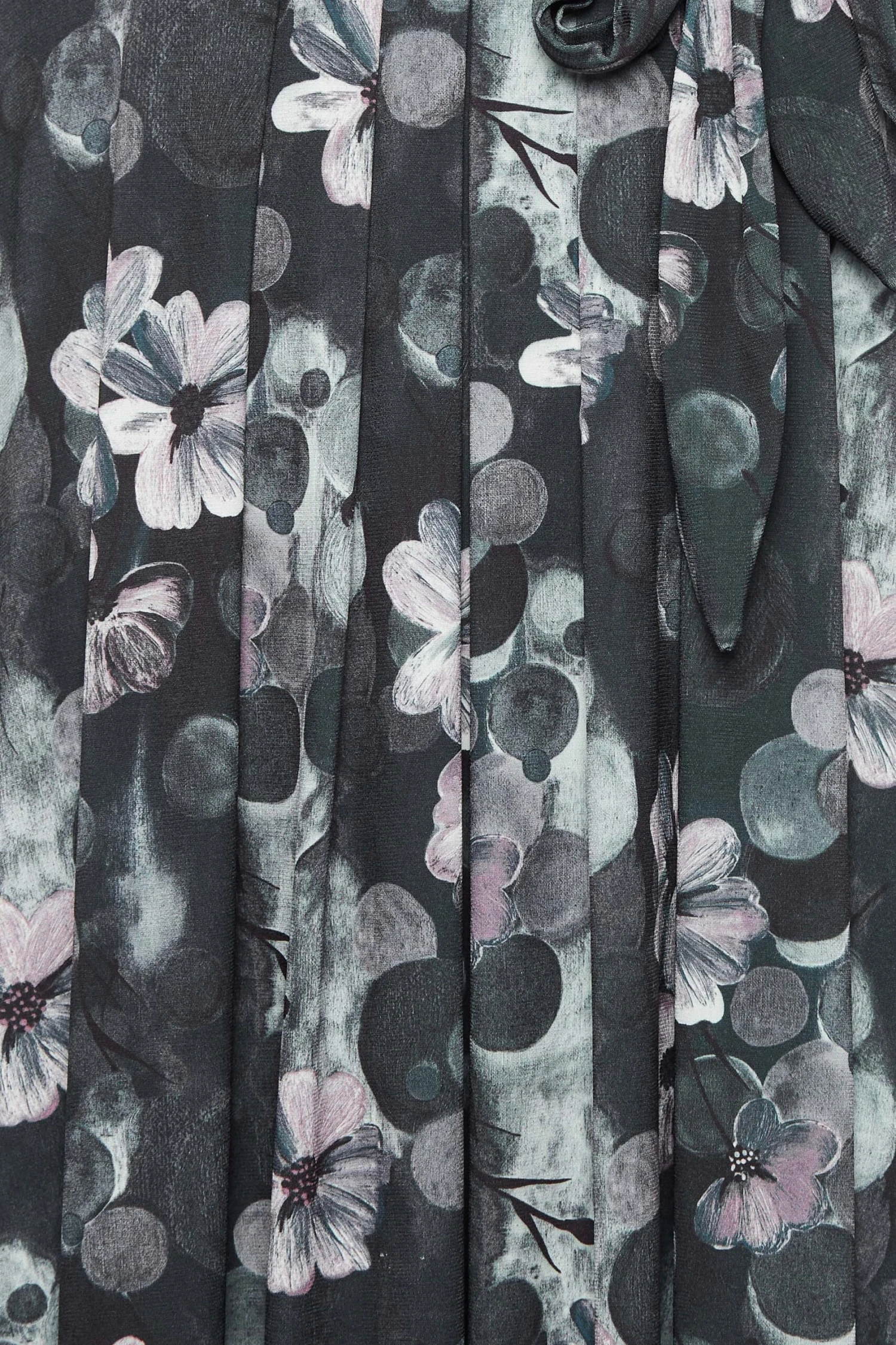 YOURS Curve Black V-Neck Floral Wrap Dress 4 YOURS Curve Black V-Neck Floral Wrap Dress - Image 4