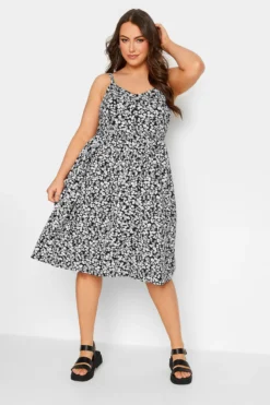 YOURS Curve Black Ditsy Floral Strappy Sundress