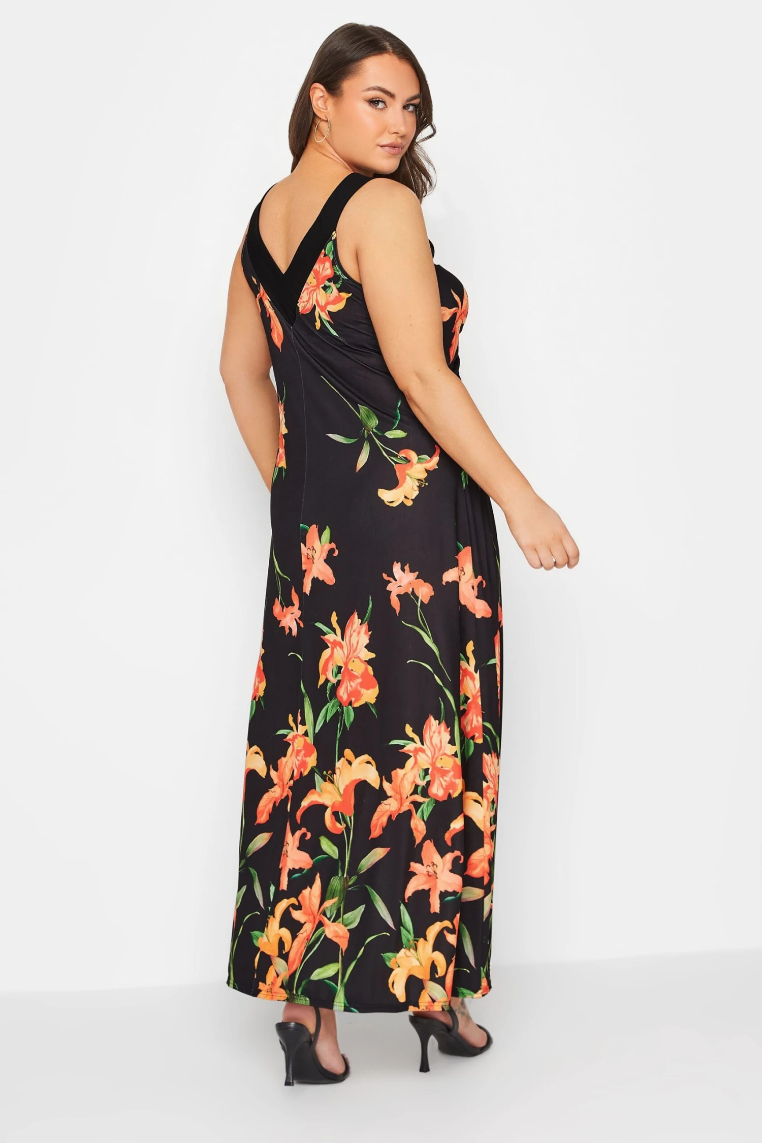 YOURS LONDON Curve Black Floral Maxi Dress 2 YOURS LONDON Curve Black Floral Maxi Dress - Image 2