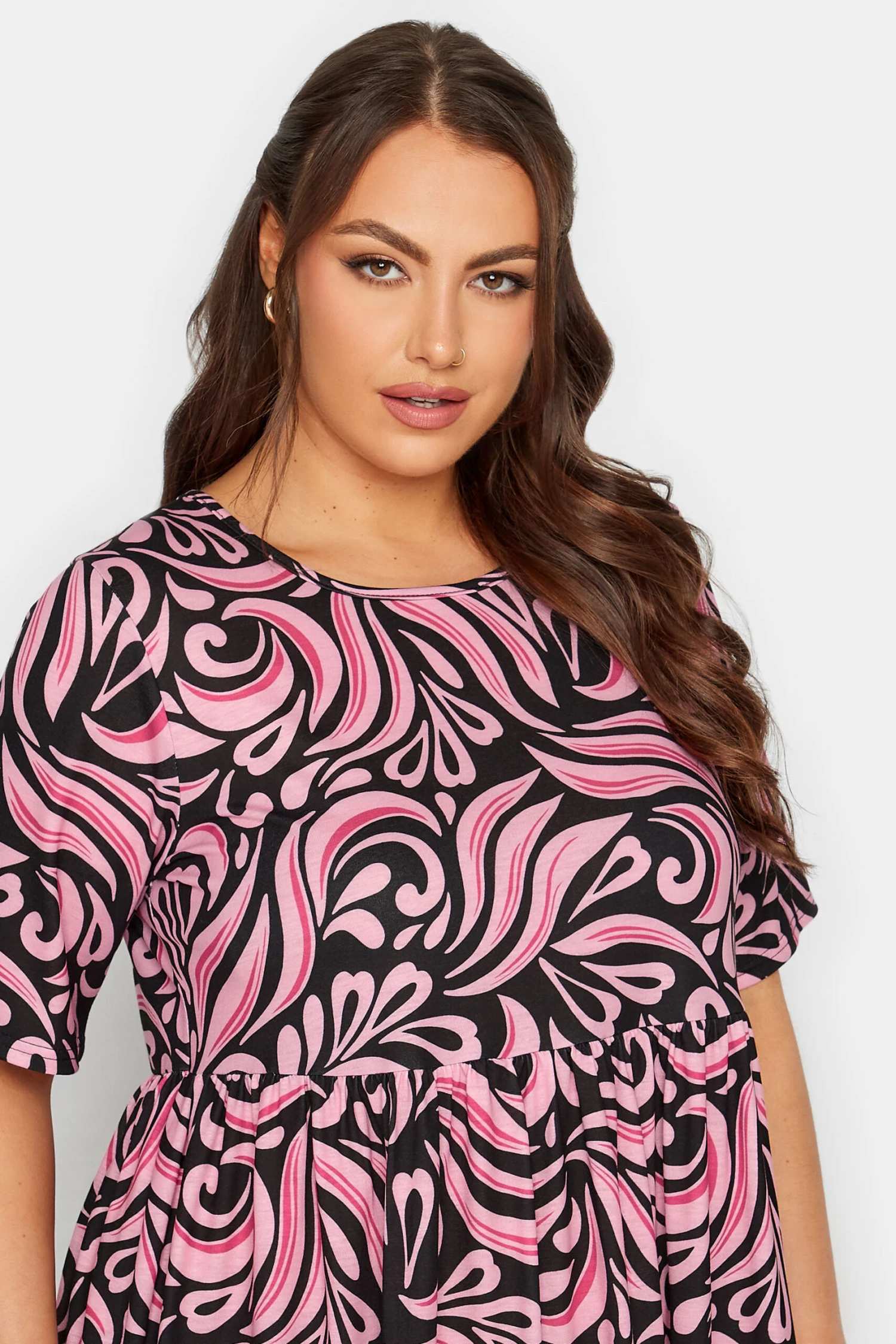 LIMITED COLLECTION Curve Pink Swirl Print Midaxi Smock Dress 3 LIMITED COLLECTION Curve Pink Swirl Print Midaxi Smock Dress - Image 3