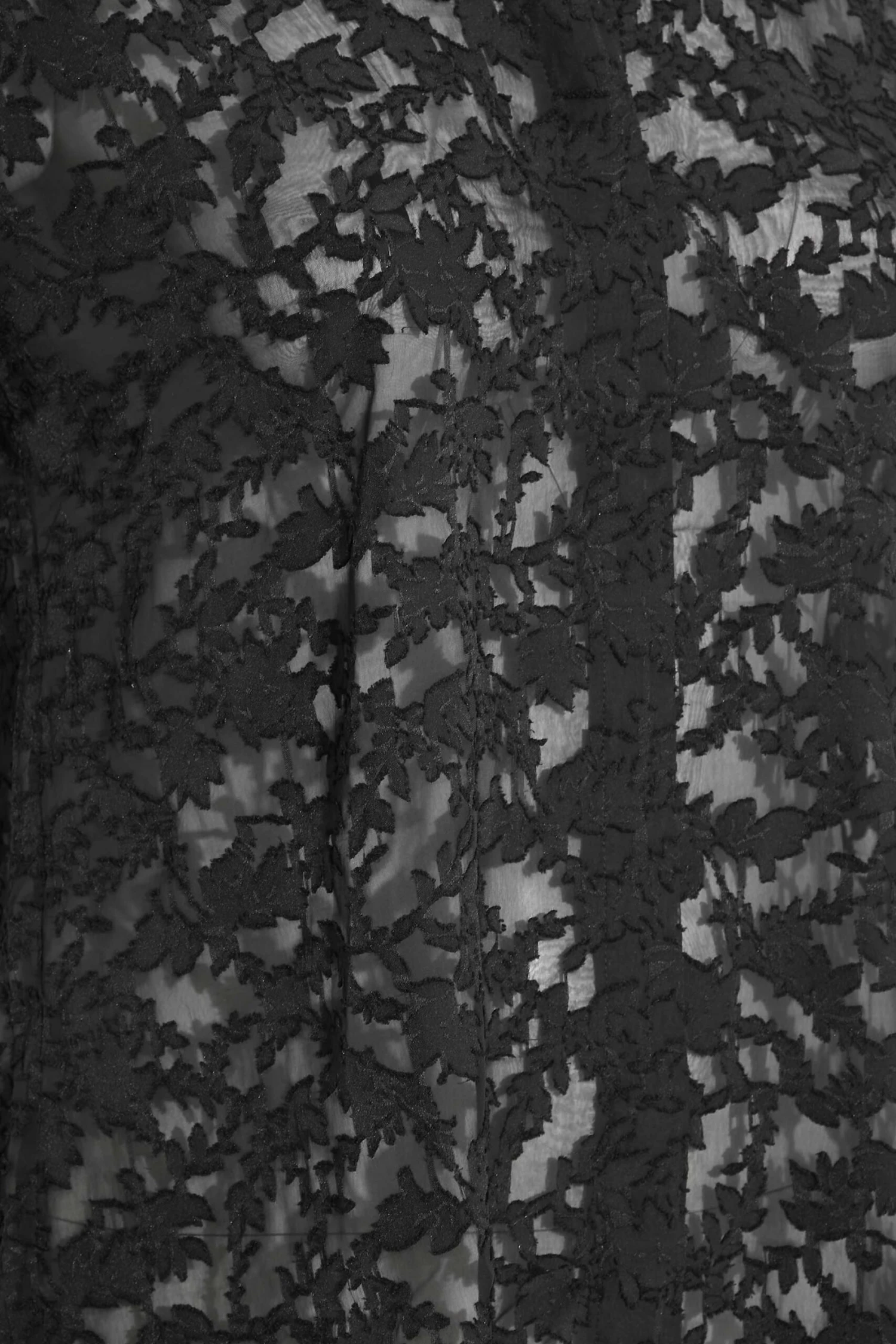 YOURS Curve Black Textured Floral Print Shirt 4 YOURS Curve Black Textured Floral Print Shirt - Image 4