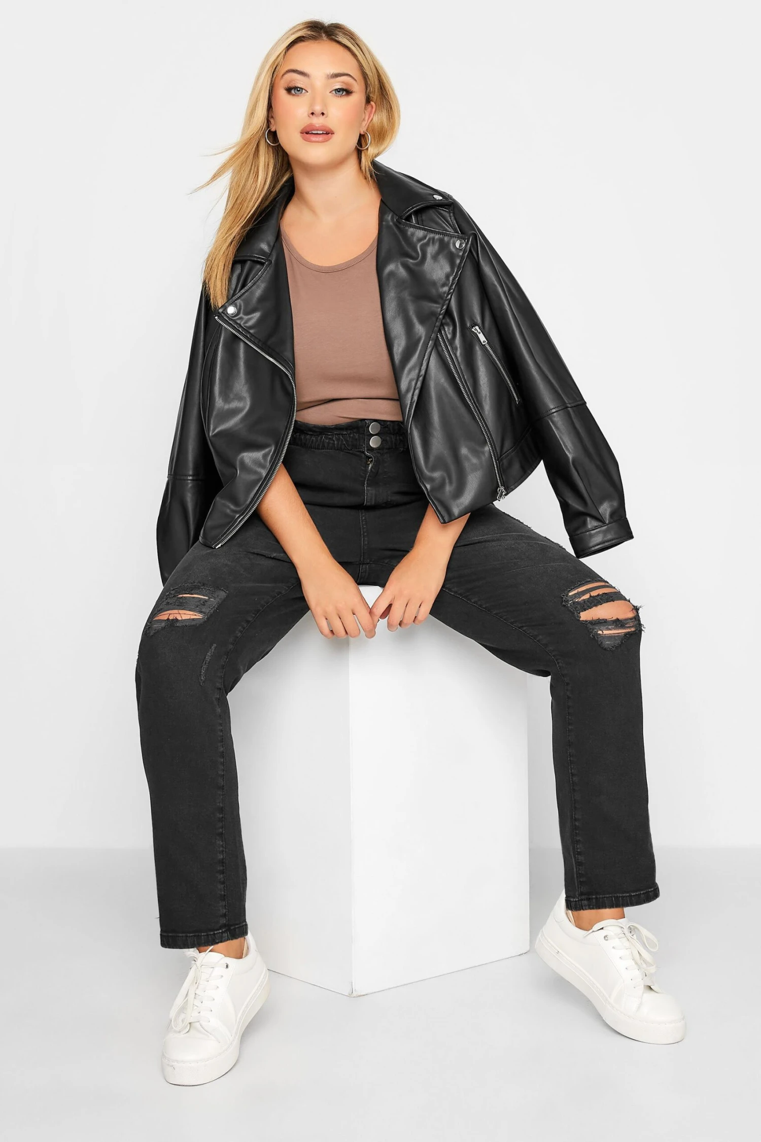 YOURS Curve Black Ripped Elasticated Stretch MOM Jeans 1 YOURS Curve Black Ripped Elasticated Stretch MOM Jeans