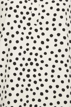 YOURS Curve White Polka Dot Print V-Neck Blouse 9 YOURS Curve White Polka Dot Print V-Neck Blouse -Outlet Stylo Wise Store 1dd3bc8f a8a1 43 174309 Z scaled