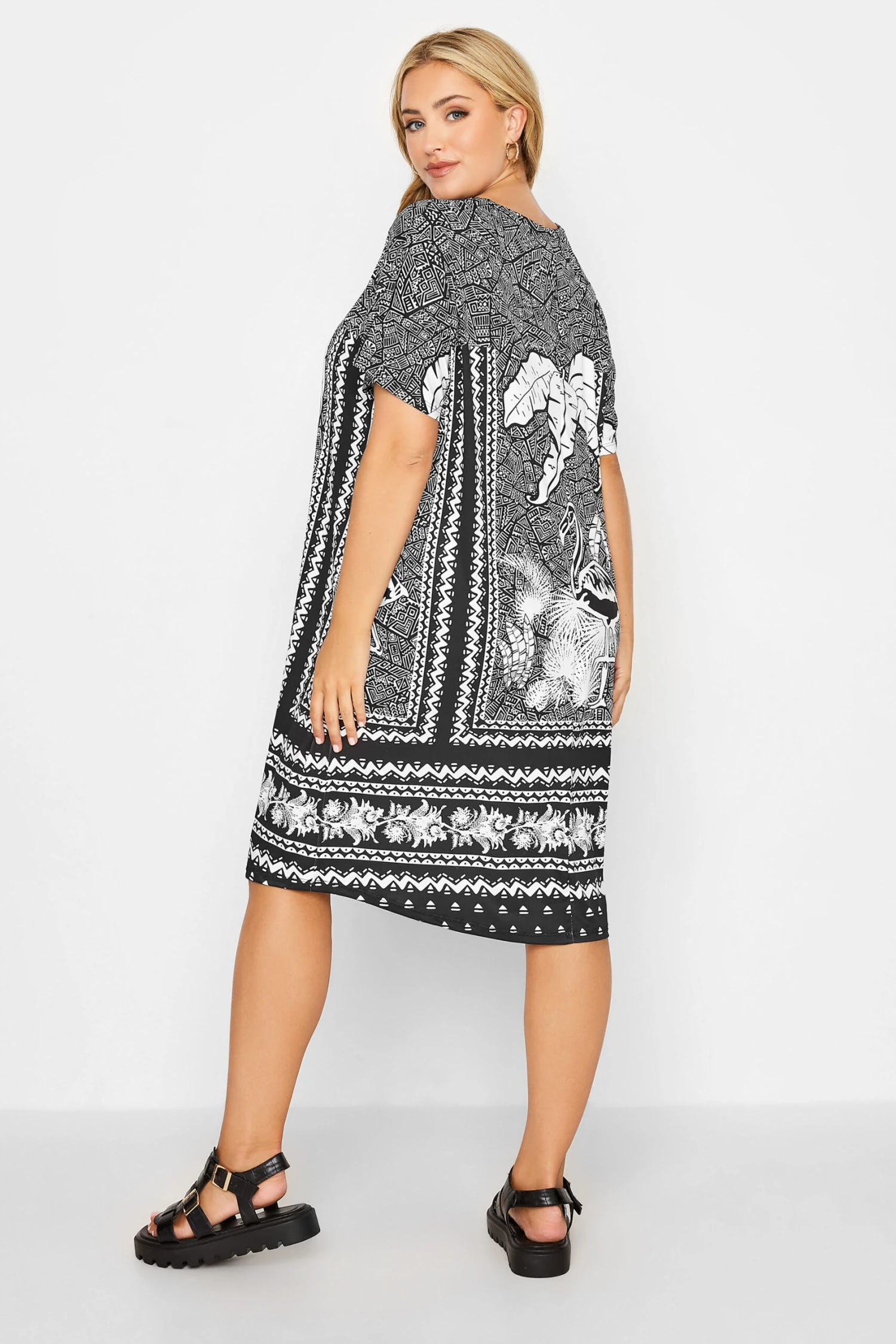 YOURS Curve Black Aztec Border Print Dress 2 YOURS Curve Black Aztec Border Print Dress - Image 2