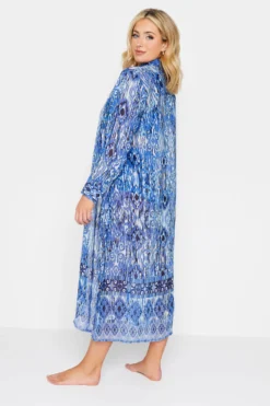 YOURS Curve Blue Aztec Border Print Longline Beach Shirt -Outlet Stylo Wise Store 1ef0bce6 bfef 4e 150338 C scaled