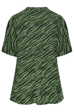 YOURS Curve Green Zebra Print Pleat Front Blouse 11 YOURS Curve Green Zebra Print Pleat Front Blouse -Outlet Stylo Wise Store 1fb8dedf 5f34 4e 131879 Y scaled