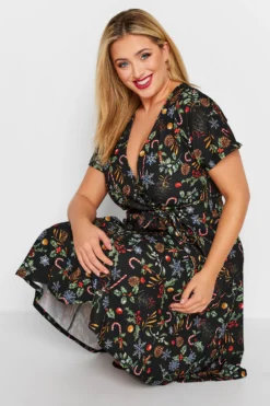 YOURS LONDON Curve Black Christmas Print Wrap Skater Dress 8 YOURS LONDON Curve Black Christmas Print Wrap Skater Dress -Outlet Stylo Wise Store 318061fb d9c2 43 161852 D scaled