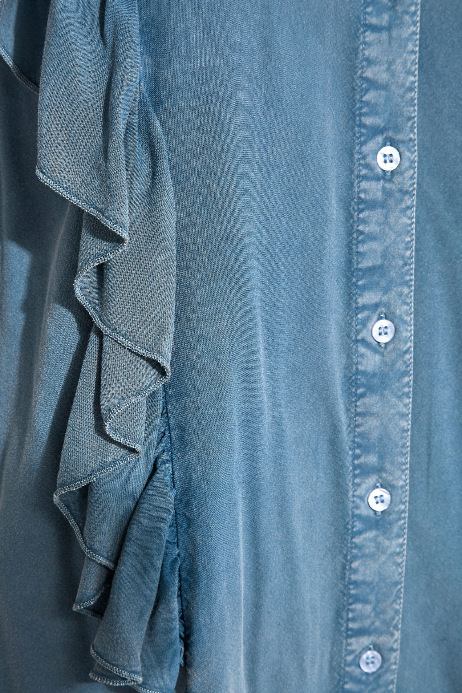 LIMITED COLLECTION Curve Blue Frill Chambray Shirt 4 LIMITED COLLECTION Curve Blue Frill Chambray Shirt - Image 4