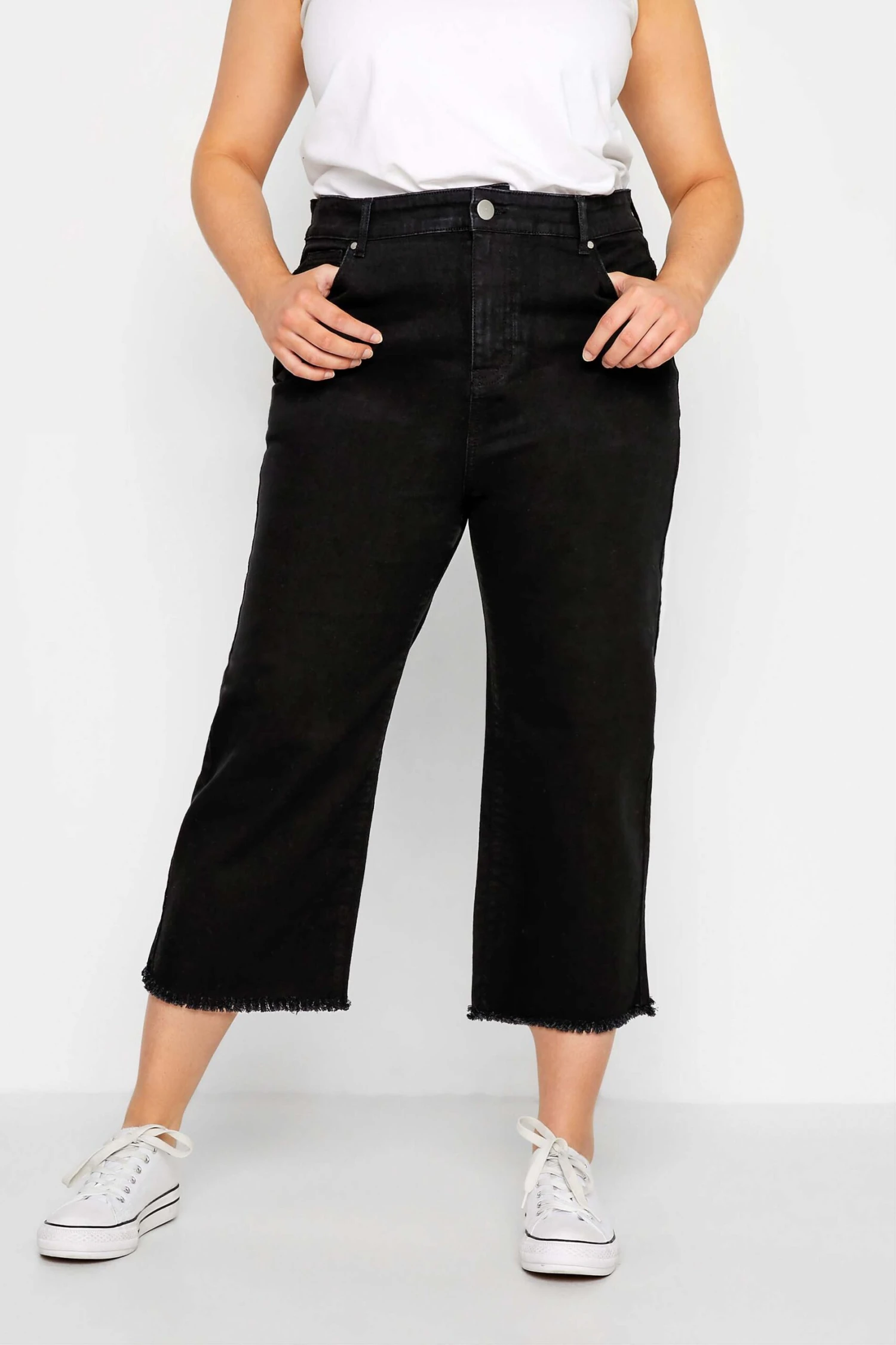 YOURS Curve Black Stretch Wide Leg Cropped Jeans 6 YOURS Curve Black Stretch Wide Leg Cropped Jeans - Image 6