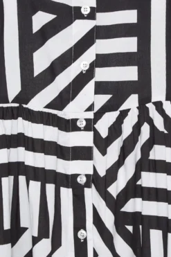 YOURS Curve Black Stripe Button Through Dress -Outlet Stylo Wise Store 420964f7 803f 4c 137551 Z scaled