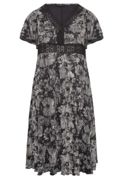YOURS Curve Black Floral V-Neck Lace Dress -Outlet Stylo Wise Store 44c81f6e c71e 43 301886 X scaled