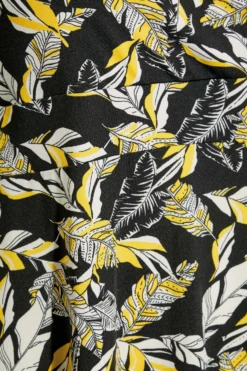 YOURS Curve Black Vintage Floral Maxi Dress 9 YOURS Curve Black Vintage Floral Maxi Dress -Outlet Stylo Wise Store 4c570554 d106 4a 300811 Z scaled