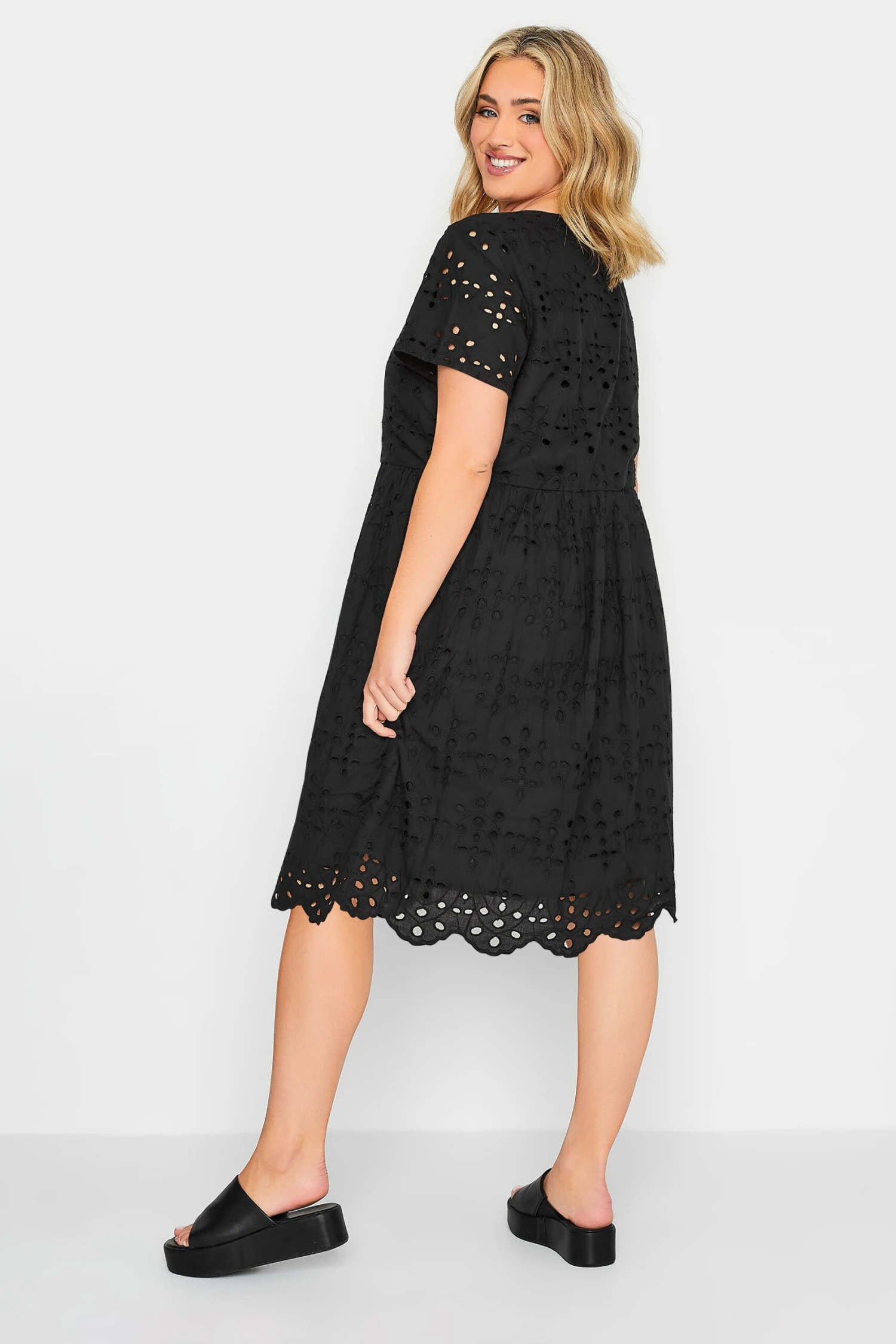YOURS PETITE Curve Black Broderie Anglaise Mini Smock Dress 2 YOURS PETITE Curve Black Broderie Anglaise Mini Smock Dress - Image 2