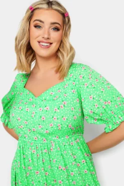 LIMITED COLLECTION Curve Green Floral Print Sweetheart Dress 8 LIMITED COLLECTION Curve Green Floral Print Sweetheart Dress -Outlet Stylo Wise Store 55878b04 4cb2 4f 215678 C scaled