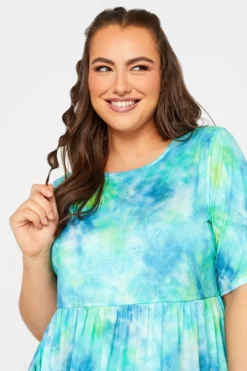 LIMITED COLLECTION Curve Blue Tie Dye Midaxi Smock Dress 8 LIMITED COLLECTION Curve Blue Tie Dye Midaxi Smock Dress -Outlet Stylo Wise Store 577b3b3c 24d7 46 215783 D scaled