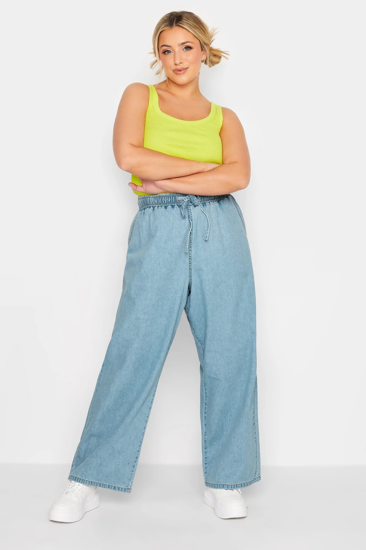 YOURS Curve Light Blue Pull On Wide Leg Jeans 1 YOURS Curve Light Blue Pull On Wide Leg Jeans