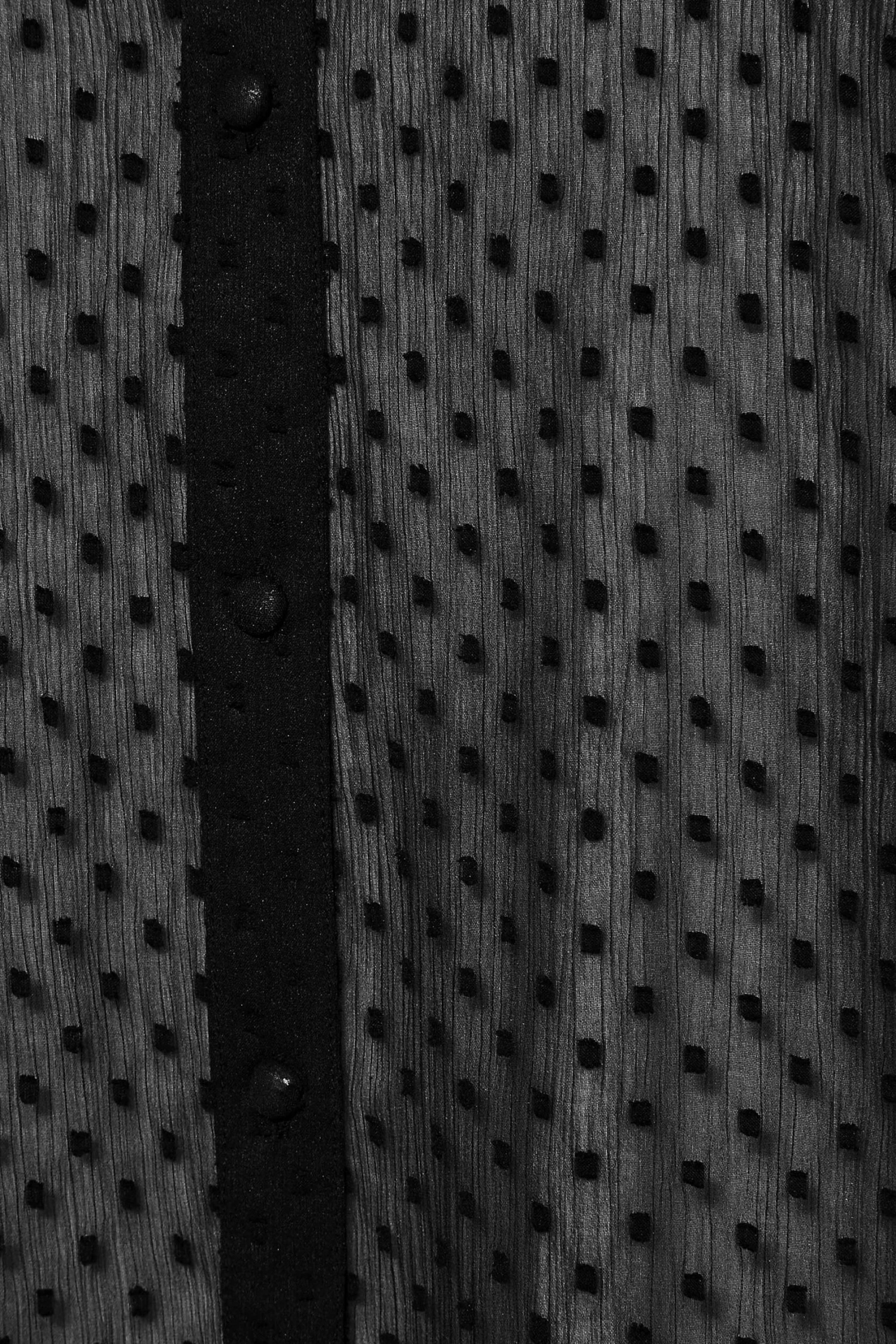 YOURS LONDON Curve Black Balloon Sleeve Dobby Blouse 4 YOURS LONDON Curve Black Balloon Sleeve Dobby Blouse - Image 4