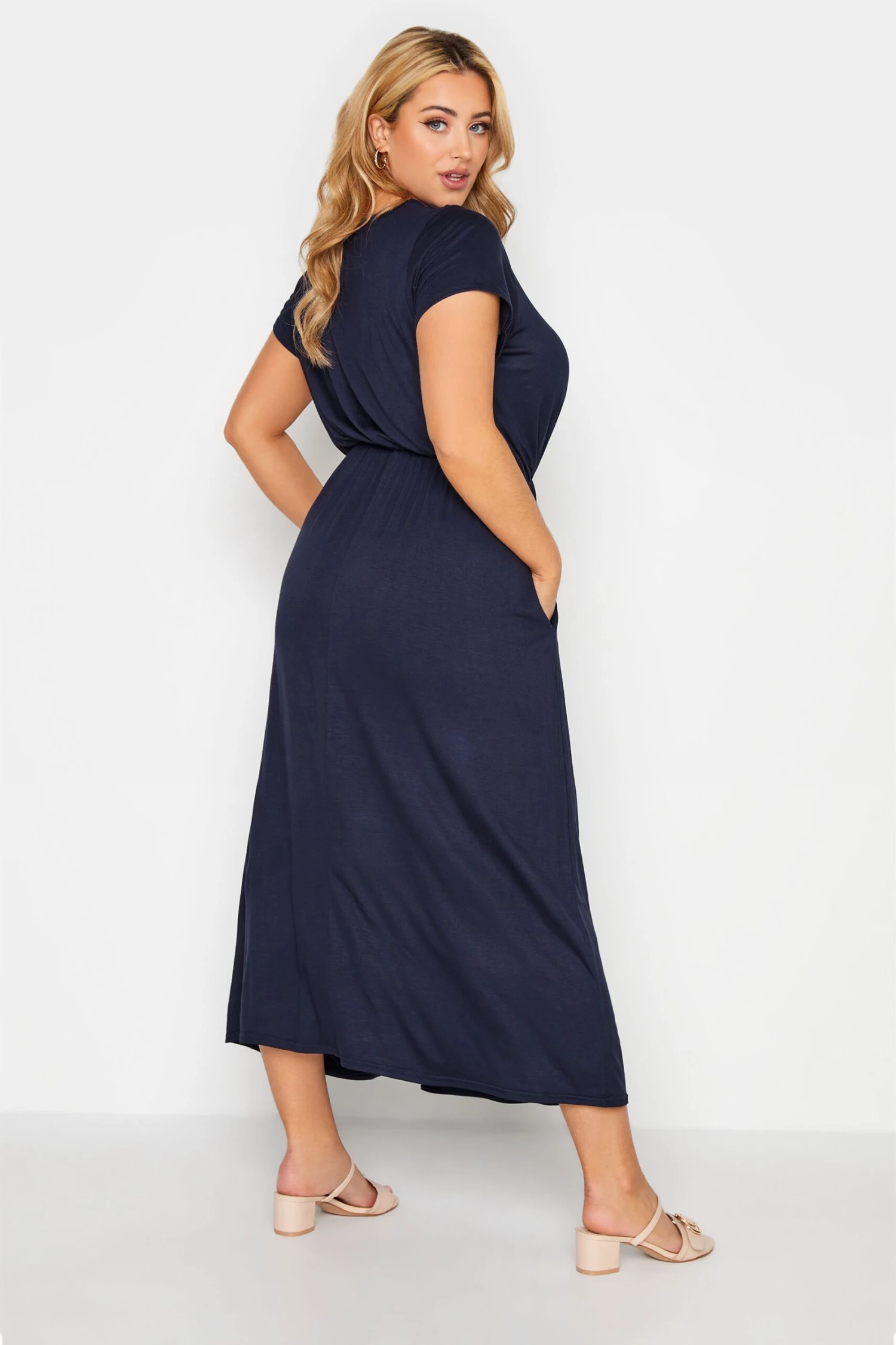YOURS LONDON Curve Navy Blue Pocket Maxi Dress 2 YOURS LONDON Curve Navy Blue Pocket Maxi Dress - Image 2
