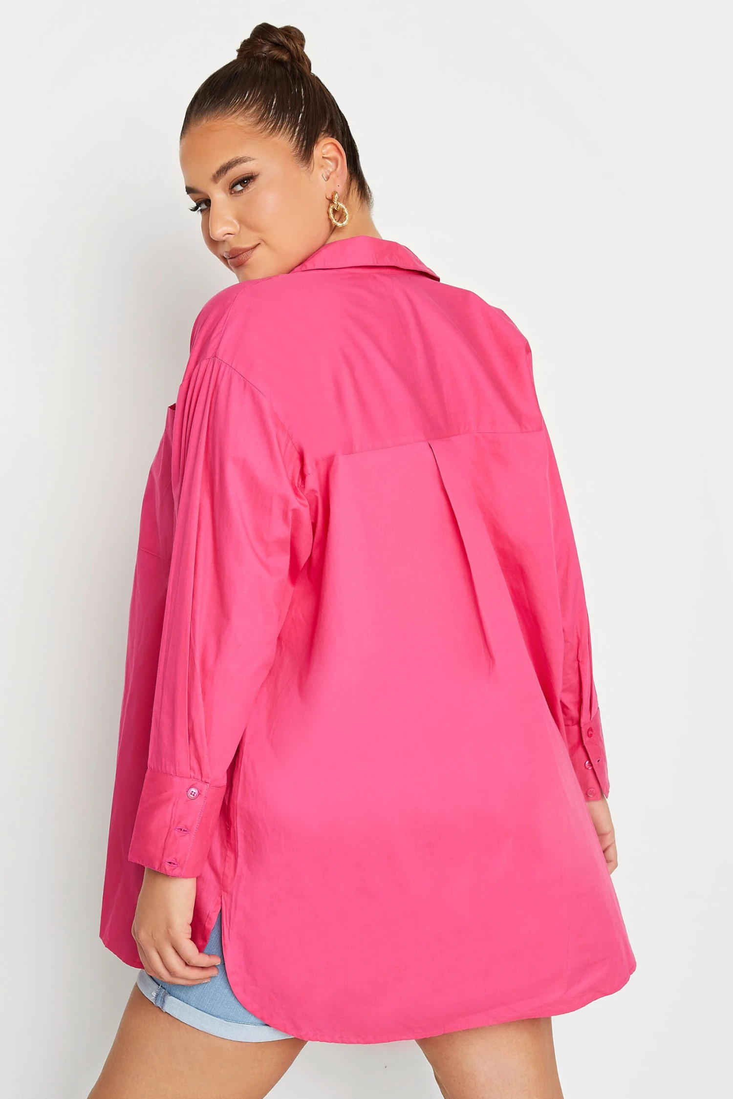 LIMITED COLLECTION Curve Hot Pink Oversized Boyfriend Shirt 2 LIMITED COLLECTION Curve Hot Pink Oversized Boyfriend Shirt - Image 2
