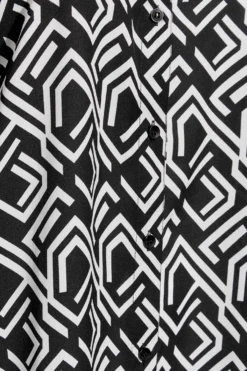 YOURS Curve Black Geometric Print Cold Shoulder Shirt 9 YOURS Curve Black Geometric Print Cold Shoulder Shirt -Outlet Stylo Wise Store 689814f1 dd9c 42 131691 Z scaled