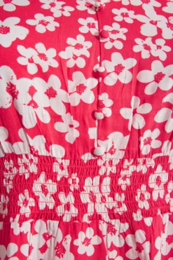 LIMITED COLLECTION Curve Red Floral Hanky Hem Dress 9 LIMITED COLLECTION Curve Red Floral Hanky Hem Dress -Outlet Stylo Wise Store 6acb1045 cc89 42 214395 Z scaled