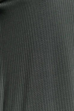 LIMITED COLLECTION Curve Charcoal Grey Ribbed Dress 9 LIMITED COLLECTION Curve Charcoal Grey Ribbed Dress -Outlet Stylo Wise Store 7fd02308 8fbc 4b 215195 Z scaled