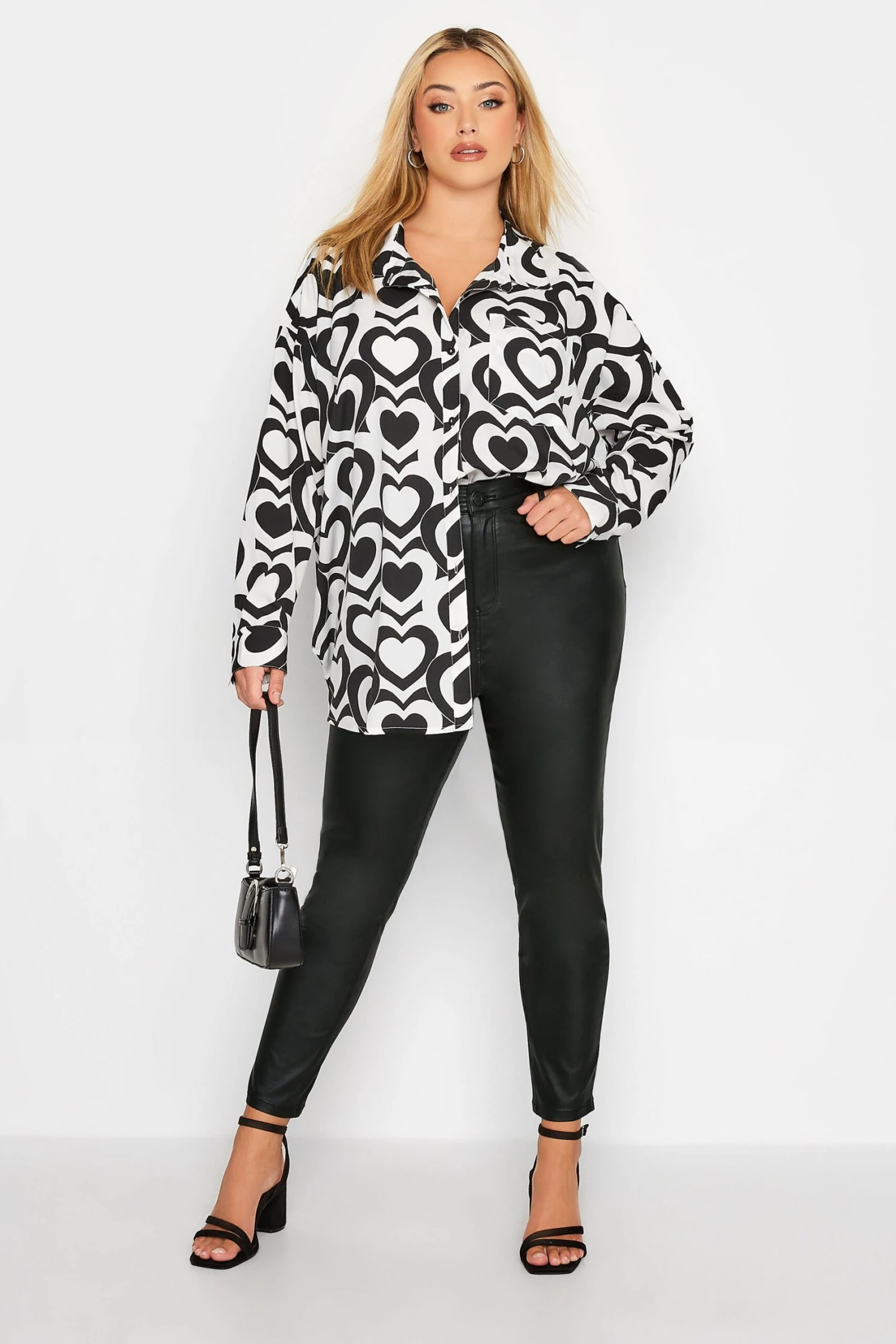 YOURS Curve Black Coated Skinny Stretch AVA Jeans 1 YOURS Curve Black Coated Skinny Stretch AVA Jeans