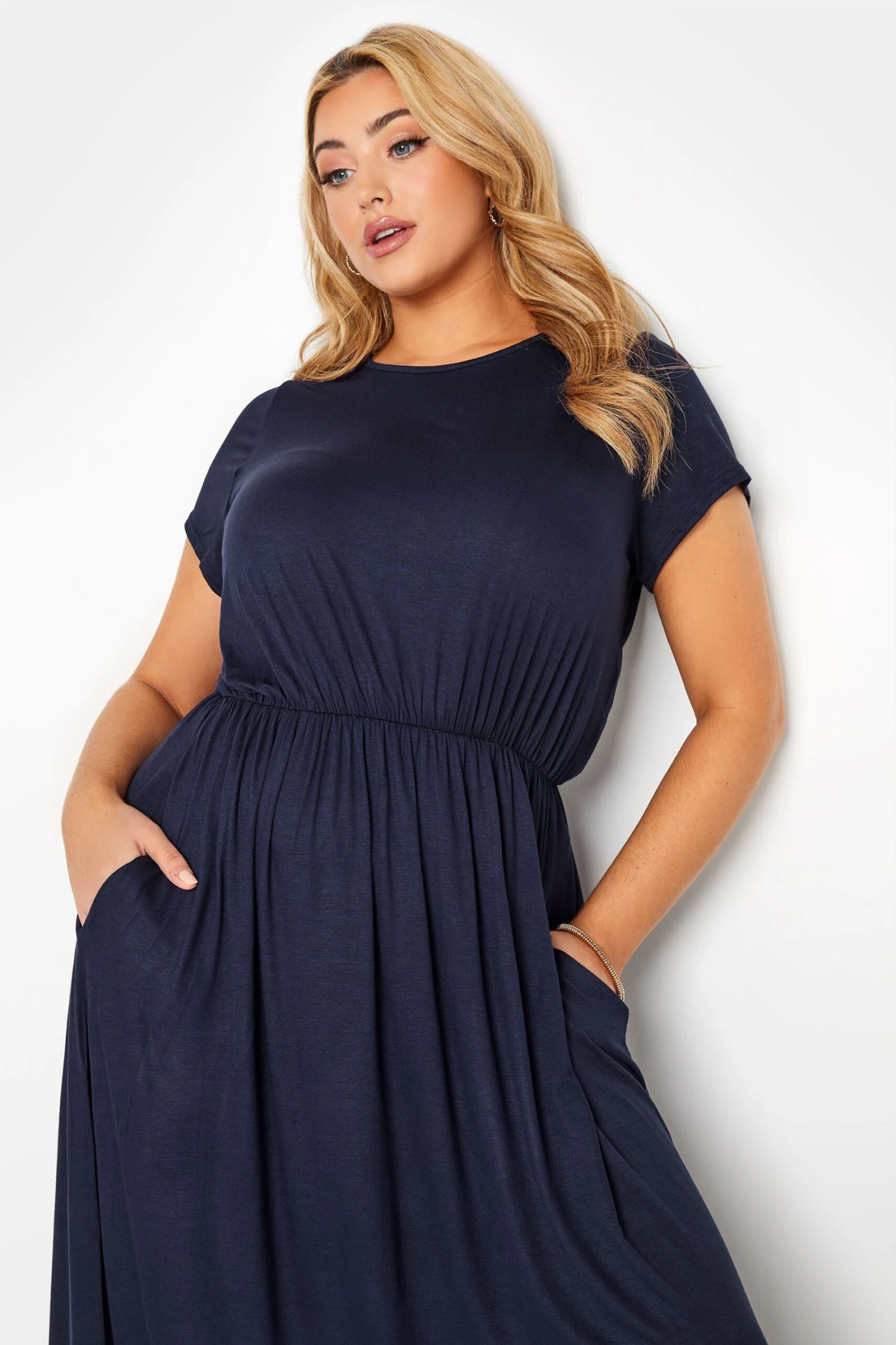 YOURS LONDON Curve Navy Blue Pocket Maxi Dress 3 YOURS LONDON Curve Navy Blue Pocket Maxi Dress - Image 3