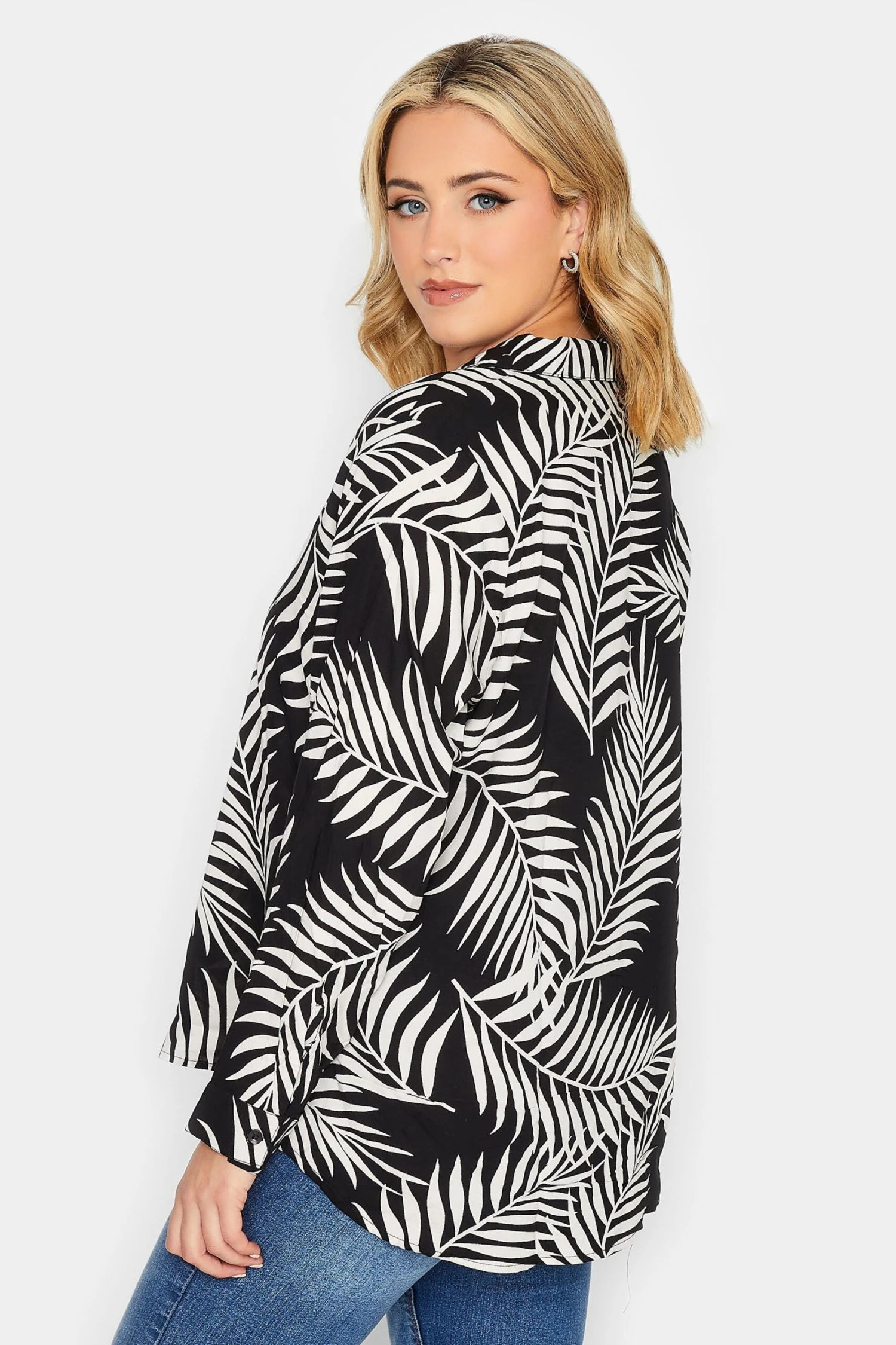 YOURS PETITE Curve Black Palm Print Shirt 2 YOURS PETITE Curve Black Palm Print Shirt - Image 2