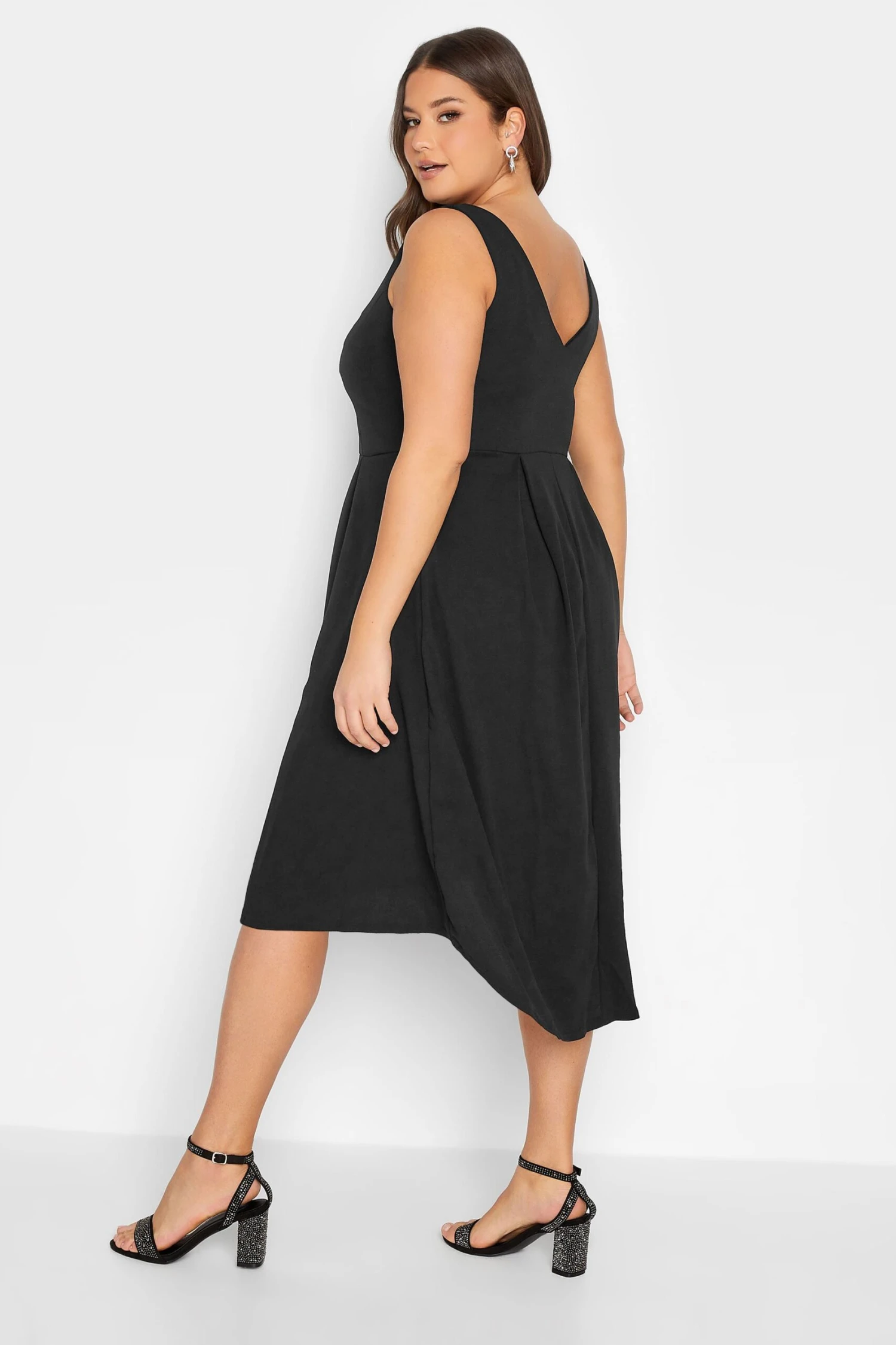 YOURS LONDON Curve Black High Low Pleated Midi Dress 2 YOURS LONDON Curve Black High Low Pleated Midi Dress - Image 2