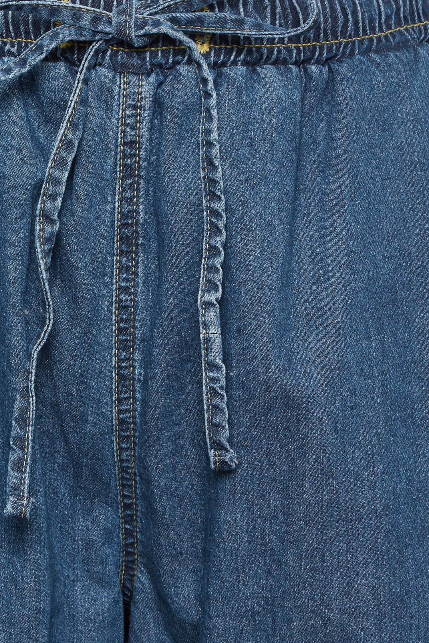 YOURS Curve Mid Blue Pull On Wide Leg Jeans 3 YOURS Curve Mid Blue Pull On Wide Leg Jeans - Image 3