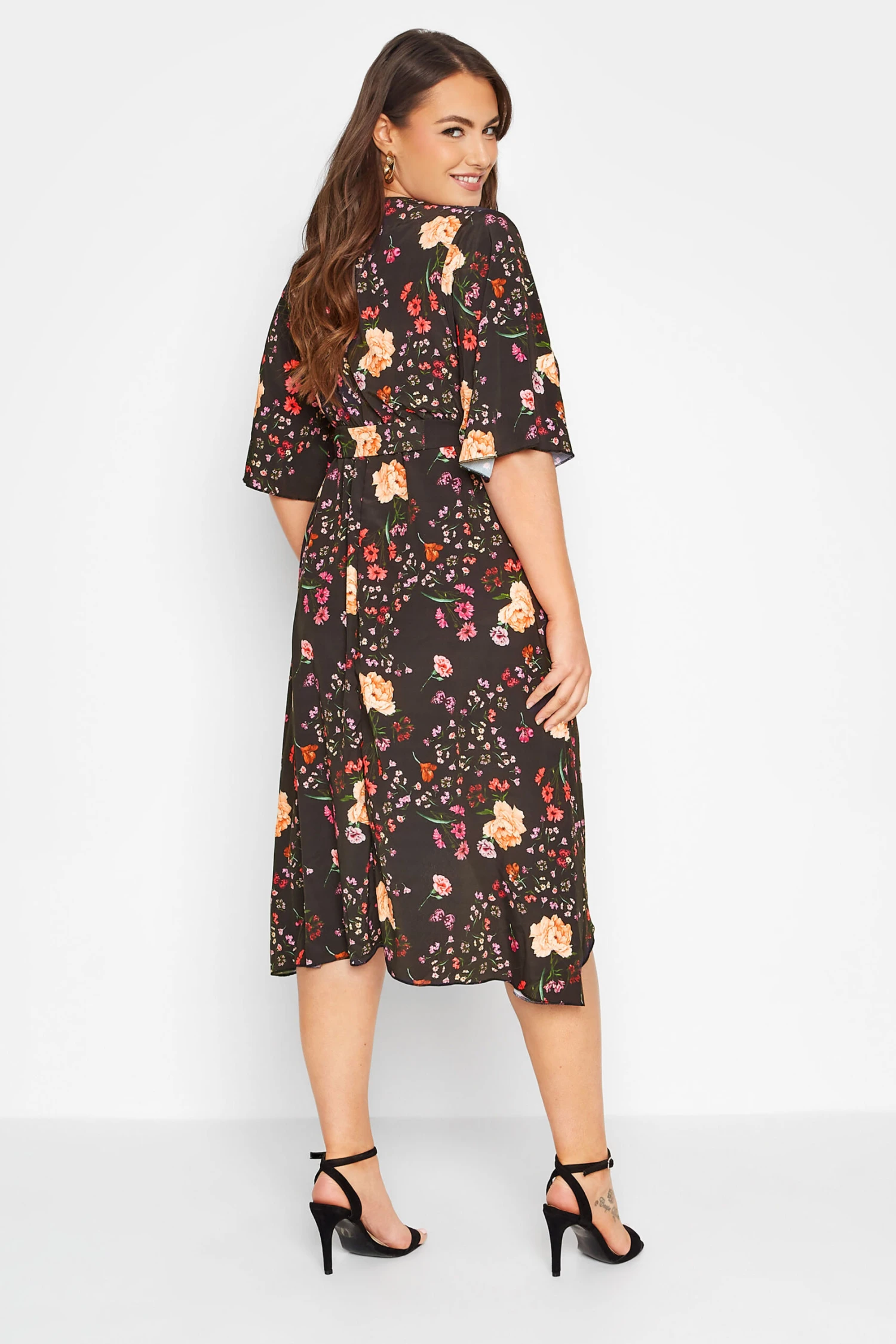 YOURS LONDON Curve Black Floral Print Midi Wrap Dress 2 YOURS LONDON Curve Black Floral Print Midi Wrap Dress - Image 2