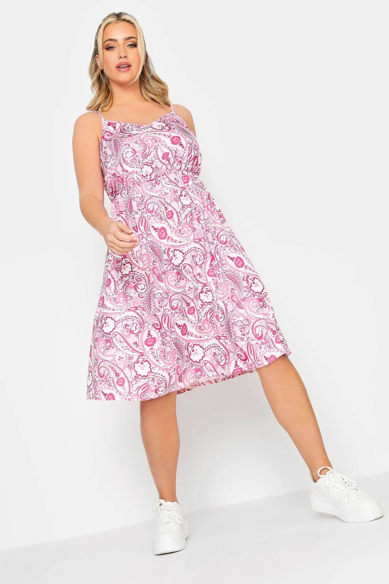 LIMITED COLLECTION Curve Pink Paisley Print Sundress 2 LIMITED COLLECTION Curve Pink Paisley Print Sundress - Image 2