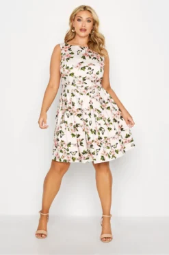 YOURS Curve White Floral Pleated Dress
