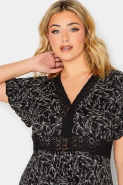 YOURS Curve Black Floral V-Neck Lace Midi Dress 8 YOURS Curve Black Floral V-Neck Lace Midi Dress -Outlet Stylo Wise Store 92e1134f 0003 42 301887 D scaled