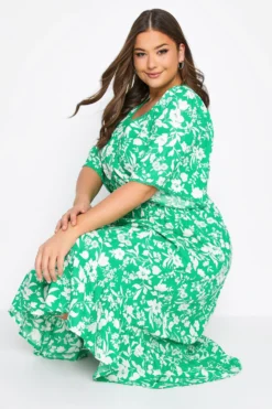 YOURS Curve Green Floral Dipped Hem Dress -Outlet Stylo Wise Store a3010469 6c11 47 137119 D scaled