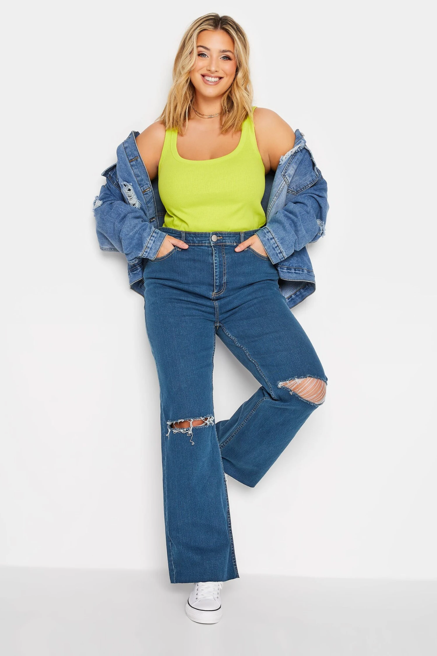 YOURS Curve Mid Blue Ripped Stretch Wide Leg Jeans 2 YOURS Curve Mid Blue Ripped Stretch Wide Leg Jeans - Image 2