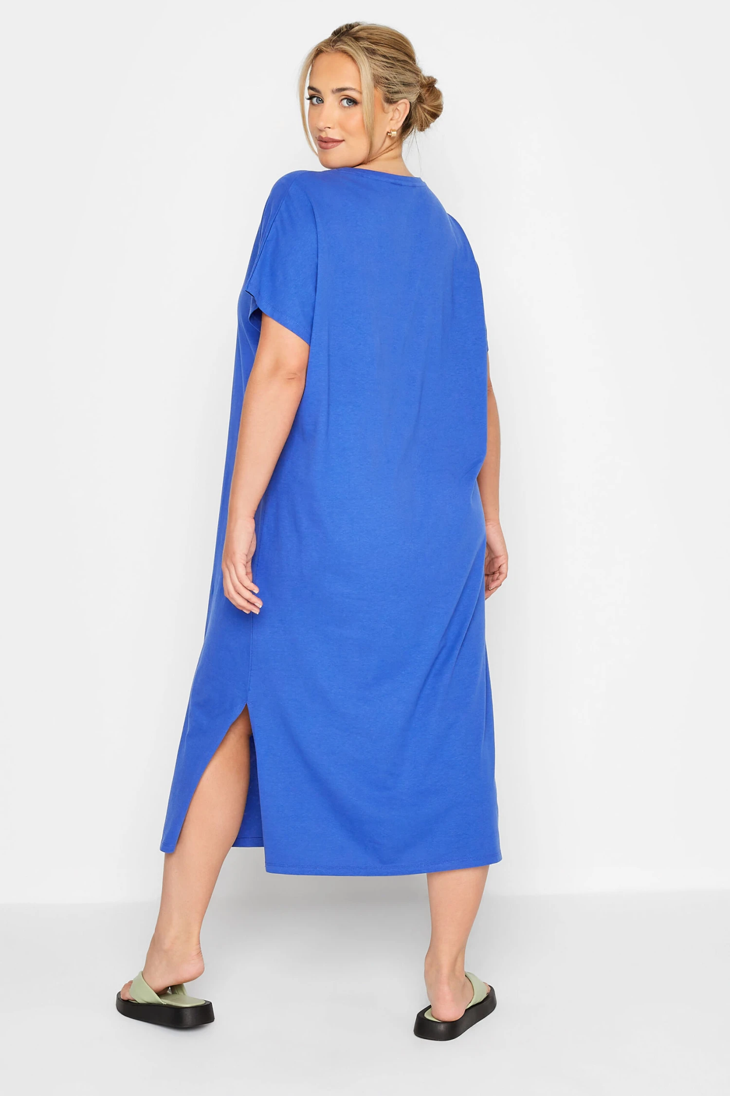 LIMITED COLLECTION Curve Blue Side Split Midaxi T-Shirt Dress 2 LIMITED COLLECTION Curve Blue Side Split Midaxi T-Shirt Dress - Image 2