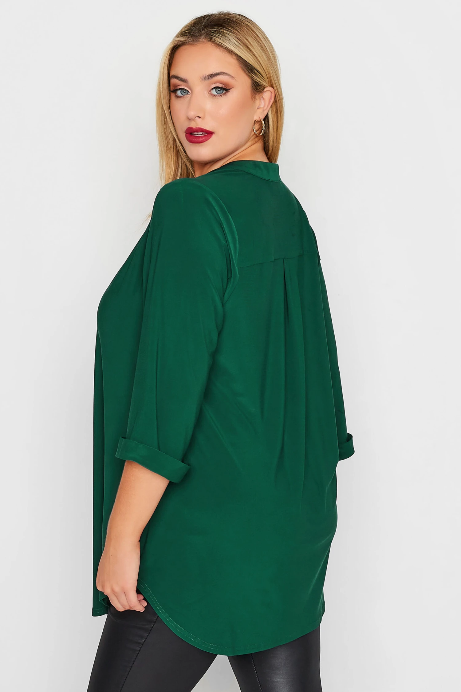 YOURS LONDON Curve Green Half Placket Shirt 2 YOURS LONDON Curve Green Half Placket Shirt - Image 2