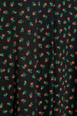 LIMITED COLLECTION Curve Black Ditsy Print Pleat Front Dress -Outlet Stylo Wise Store b774ed11 bb05 40 215233 Z scaled