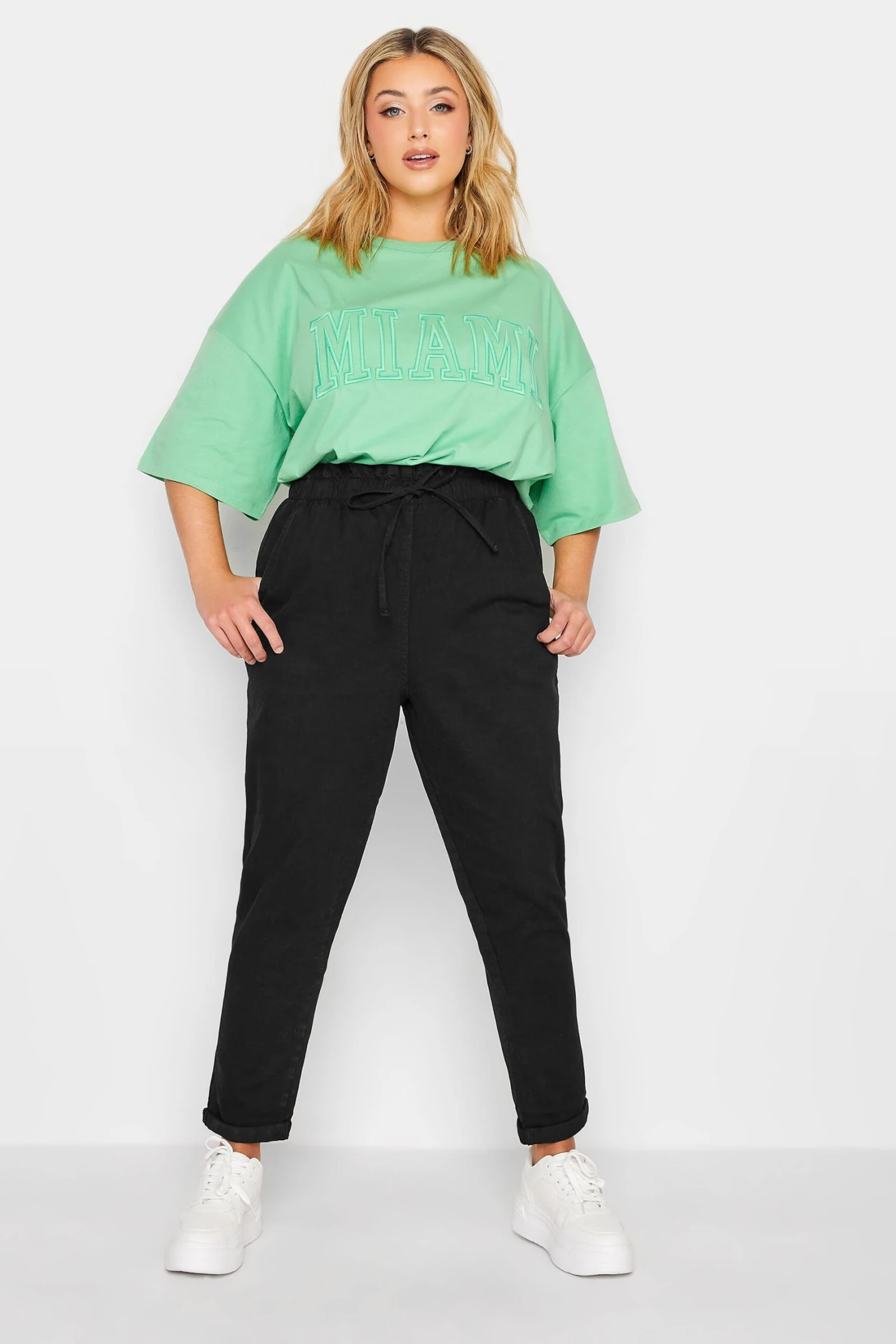 YOURS Curve Black Paperbag Waist Stretch MOM Jeans 1 YOURS Curve Black Paperbag Waist Stretch MOM Jeans