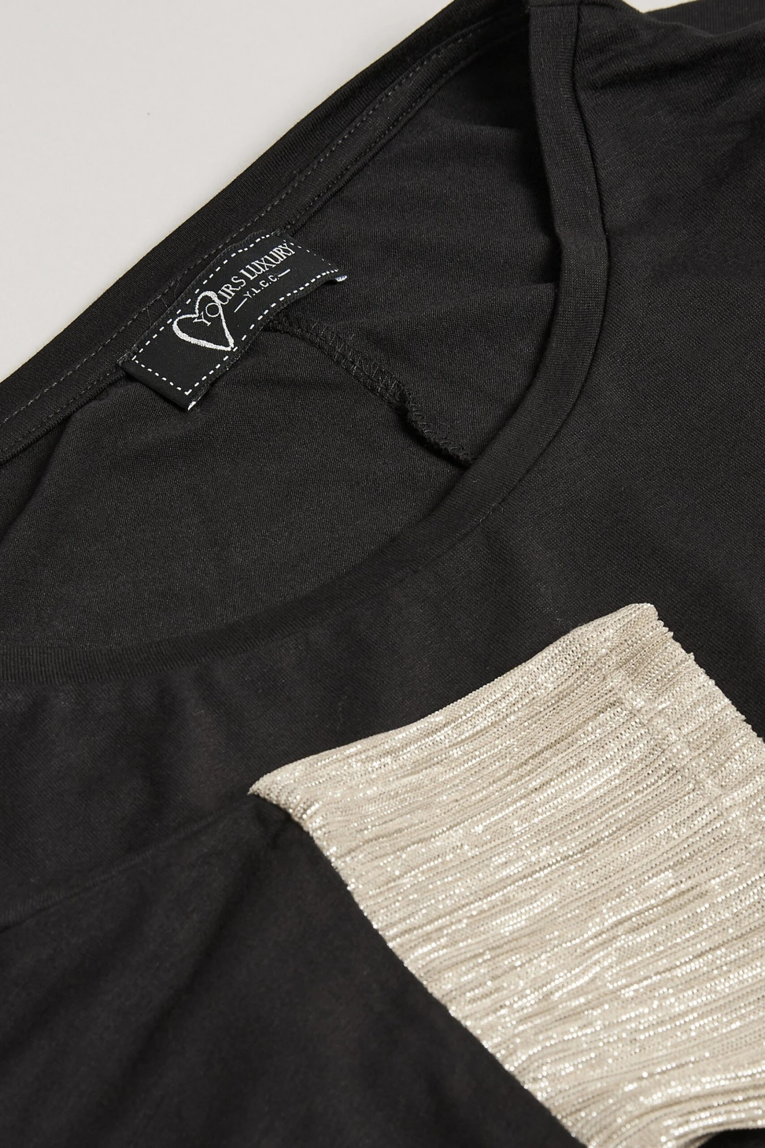 YOURS LUXURY Curve Black & Gold Double Layer Pleated Blouse 6 YOURS LUXURY Curve Black & Gold Double Layer Pleated Blouse - Image 6