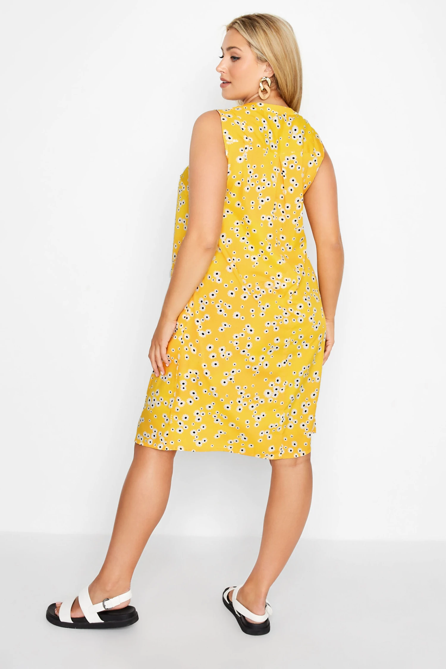 YOURS Curve Yellow Daisy Print Sleeveless Shirt Dress 2 YOURS Curve Yellow Daisy Print Sleeveless Shirt Dress - Image 2