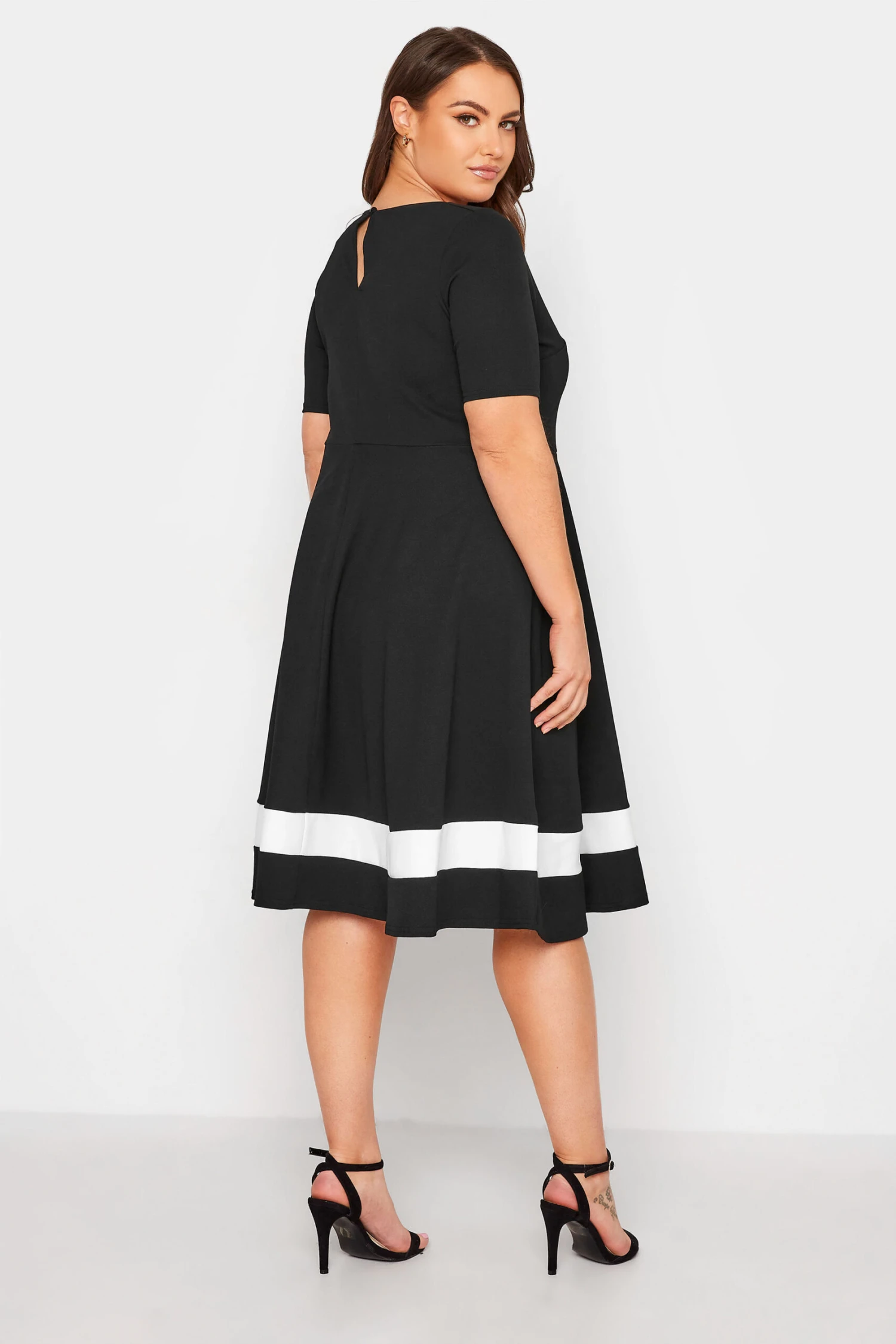 YOURS LONDON Curve Black Notch Neck Skater Dress 2 YOURS LONDON Curve Black Notch Neck Skater Dress - Image 2