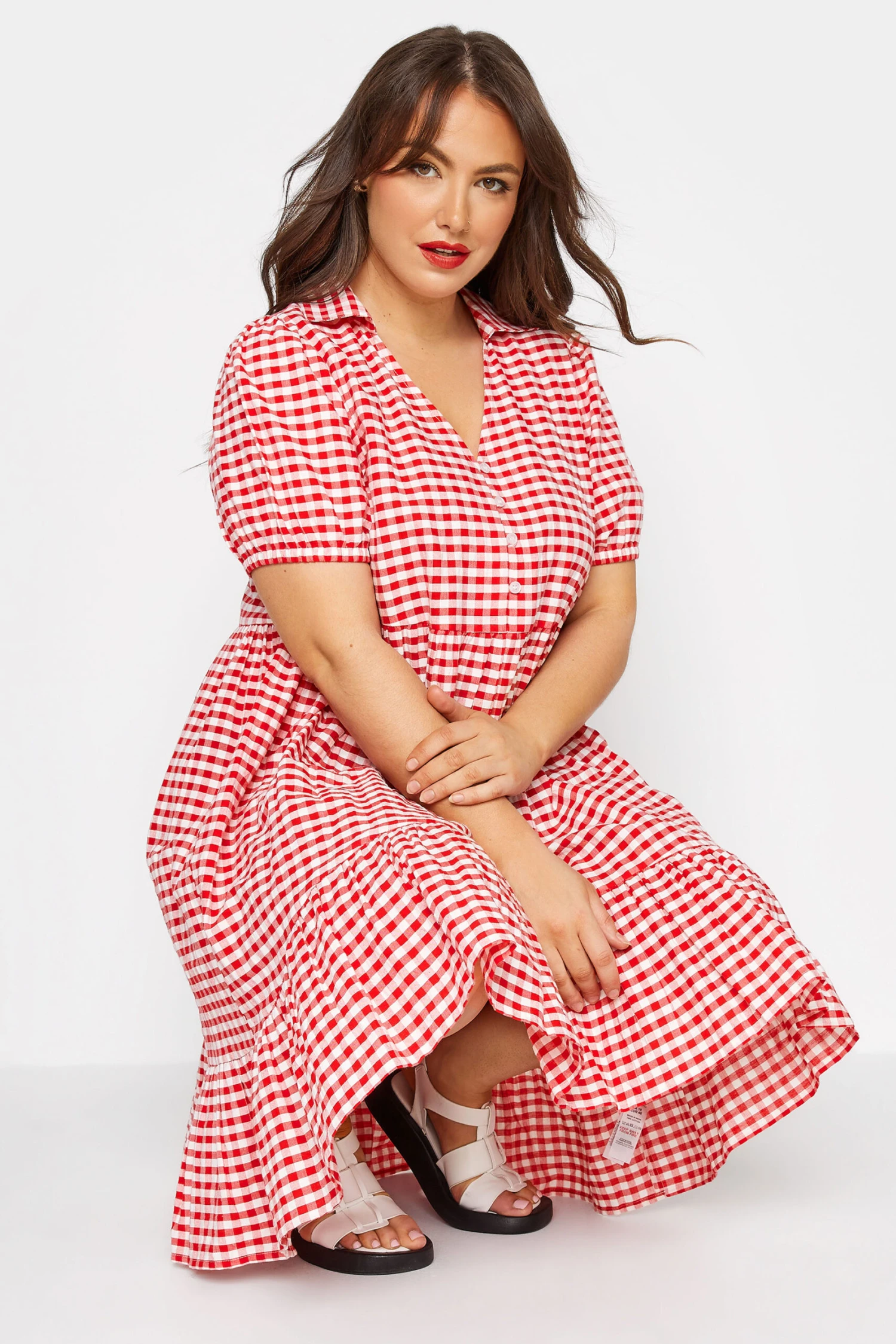 LIMITED COLLECTION Curve Red Gingham Dipped Hem Smock Dress 3 LIMITED COLLECTION Curve Red Gingham Dipped Hem Smock Dress - Image 3