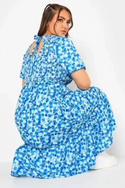 LIMITED COLLECTION Curve Blue Ditsy Print Shirred Midaxi Dress -Outlet Stylo Wise Store c4dbe20e 5fcc 47 215539 D scaled