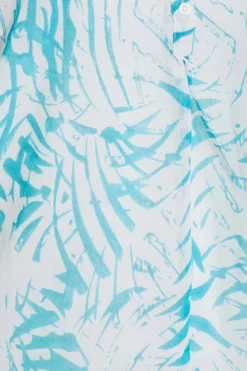 YOURS Curve Blue Tropical Print Batwing Blouse 9 YOURS Curve Blue Tropical Print Batwing Blouse -Outlet Stylo Wise Store c6f69645 6480 47 173978 Z scaled