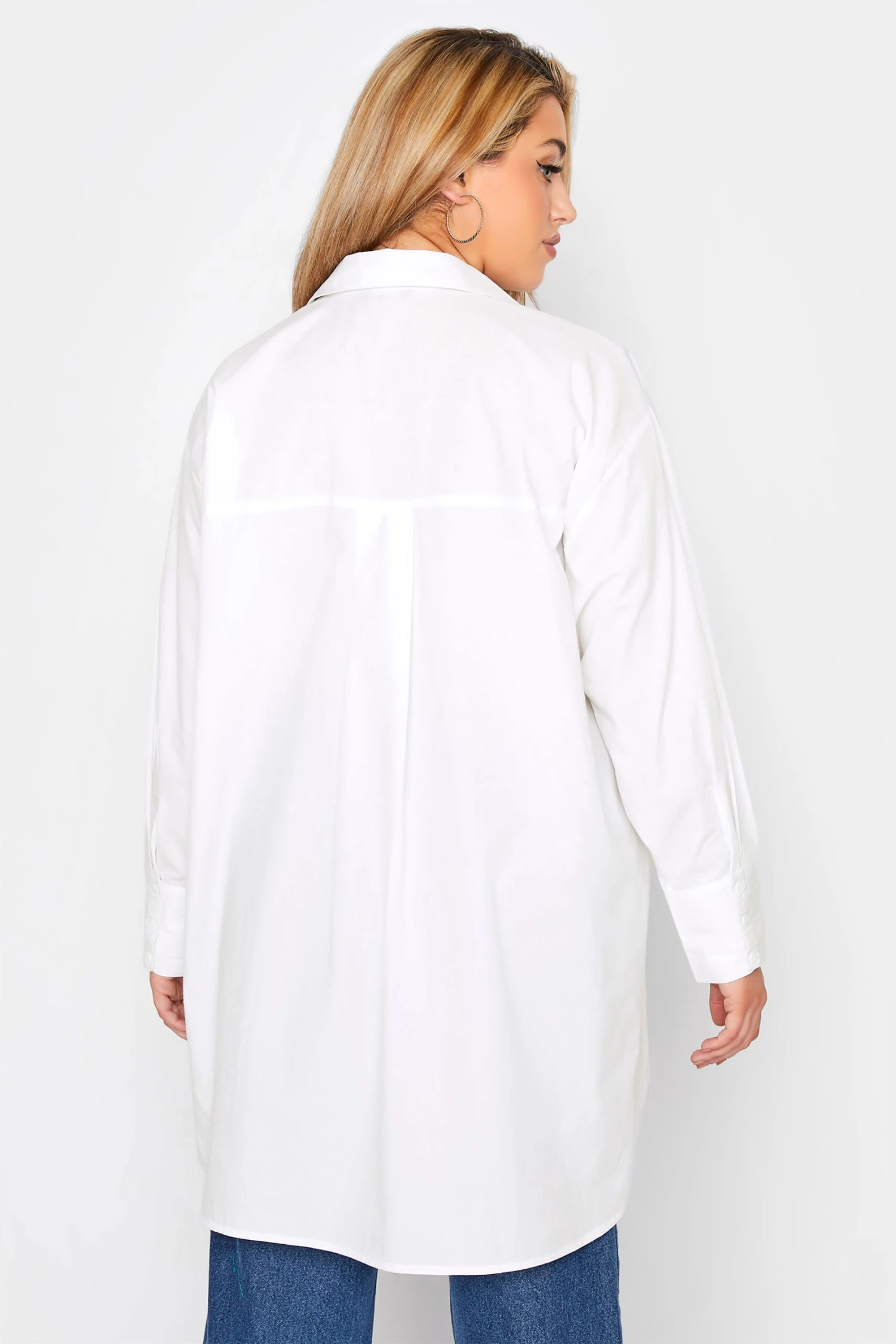 LIMITED COLLECTION Curve White Oversized Boyfriend Shirt 2 LIMITED COLLECTION Curve White Oversized Boyfriend Shirt - Image 2