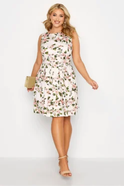 YOURS Curve White Floral Pleated Dress 7 YOURS Curve White Floral Pleated Dress -Outlet Stylo Wise Store c853d7fa ee73 43 173870 A scaled