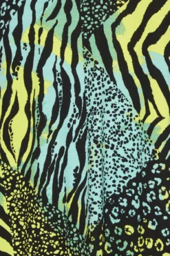 YOURS Curve Green Mixed Animal Print Beach Dress -Outlet Stylo Wise Store caab27f9 7dd9 47 150328 Z scaled